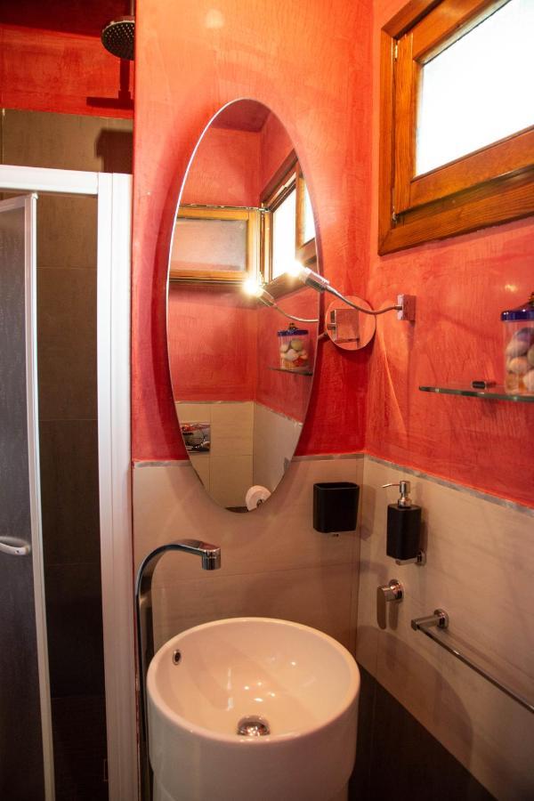 Casa Lorica Apartment Pieve a Nievole ภายนอก รูปภาพ