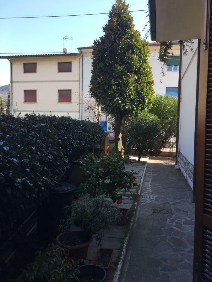 Casa Lorica Apartment Pieve a Nievole ภายนอก รูปภาพ